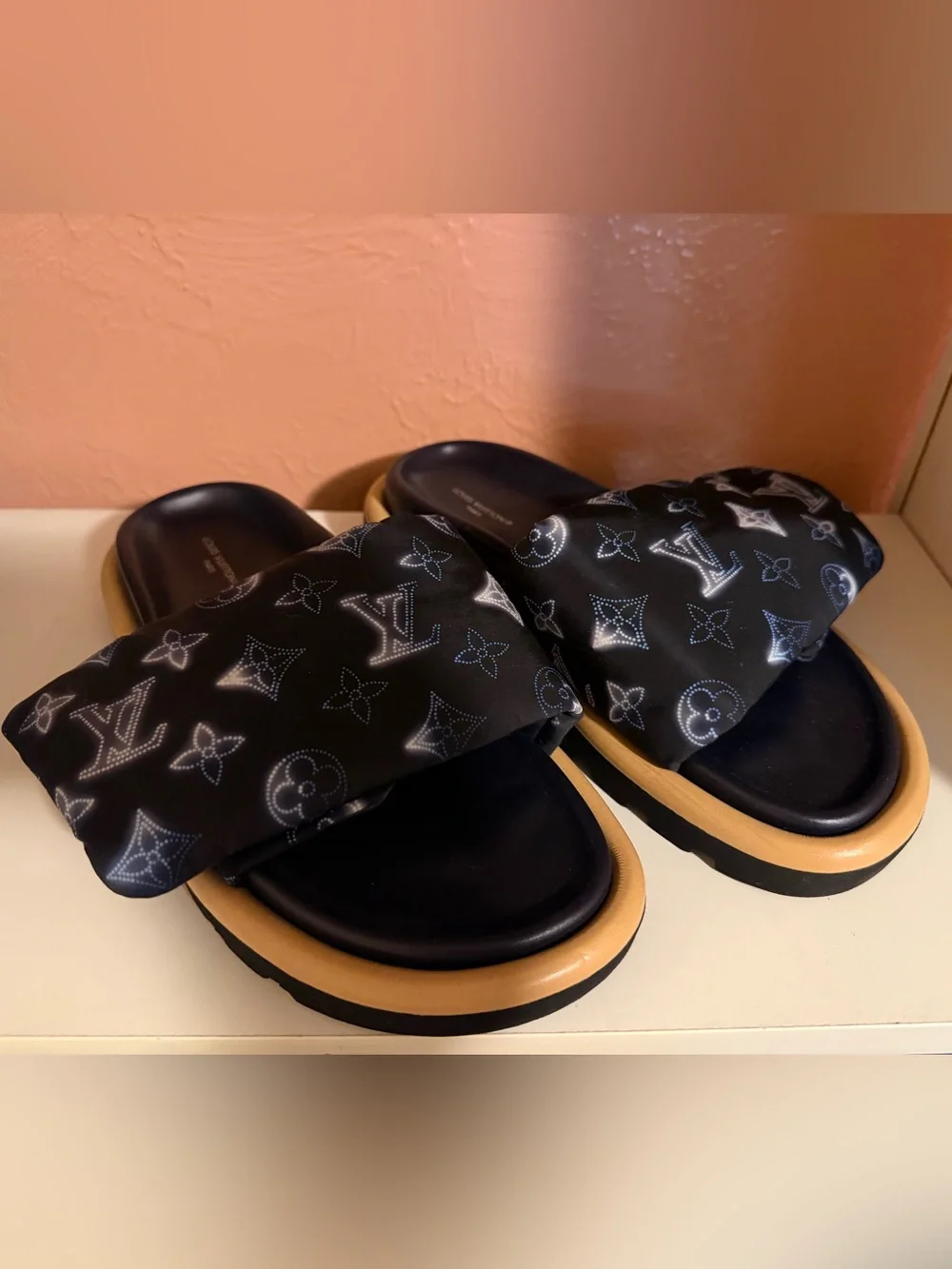 Louis Vuitton Pool Pillow Comfort Mule in navy blue